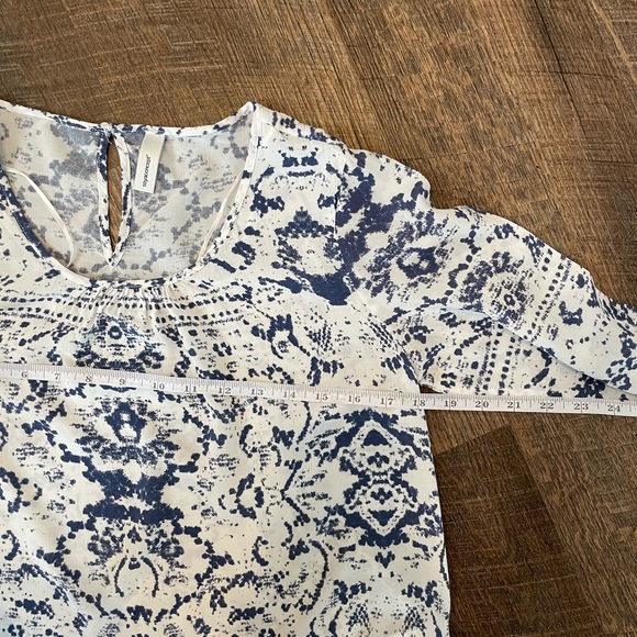 SOYA CONCEPT flowy blouse size small - Picture 5 of 11